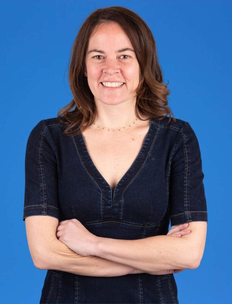 How Old Is Annie Linskey? Age and Birthday