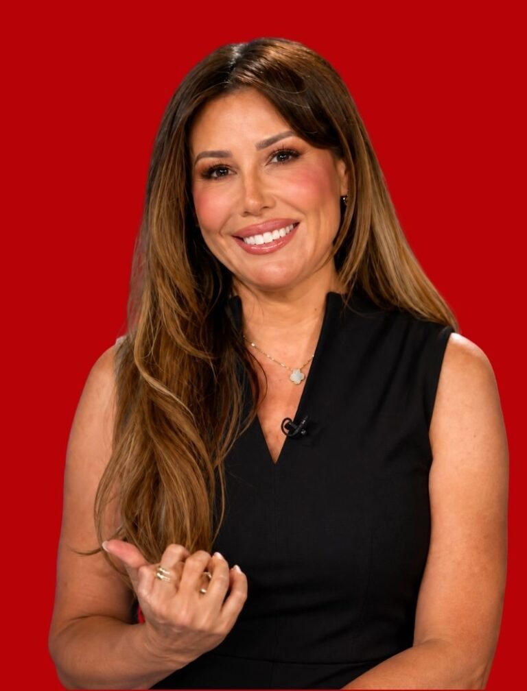 Leslie Lopez ABC Bio