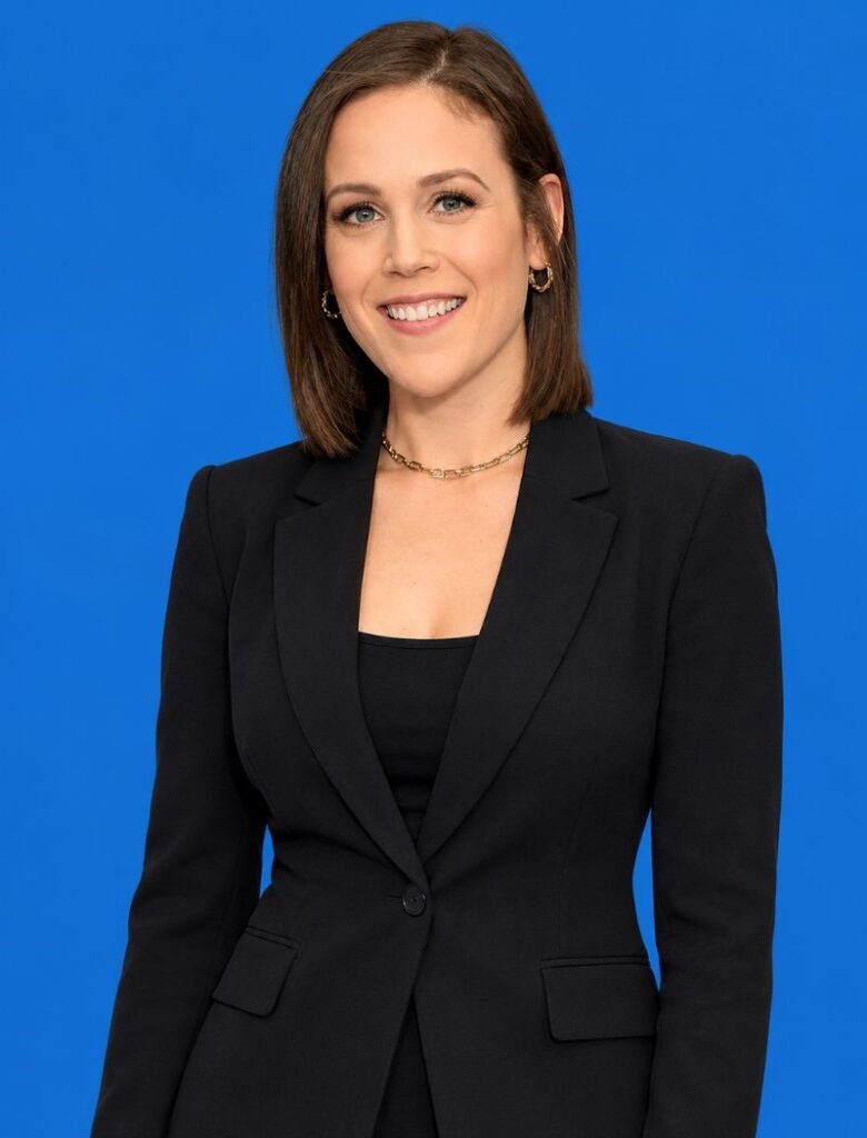 Erin Krakow Height and Weight